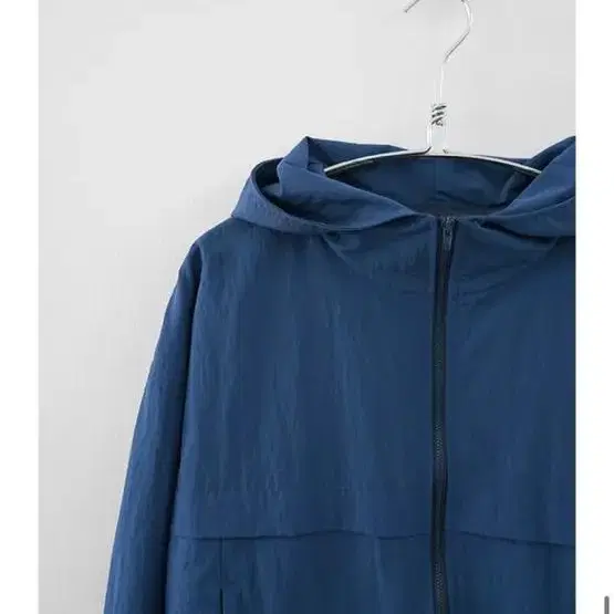 에프터먼데이 casual hooded windbreaker