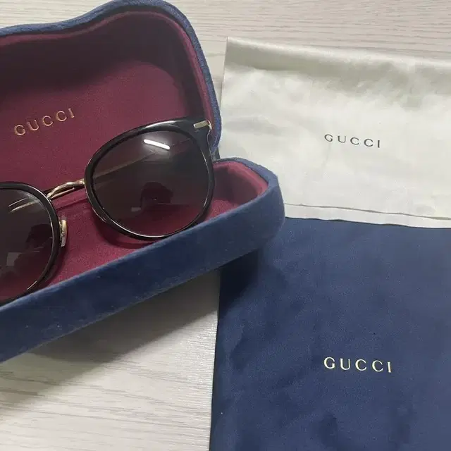 GUCCI선글라스 팝니다