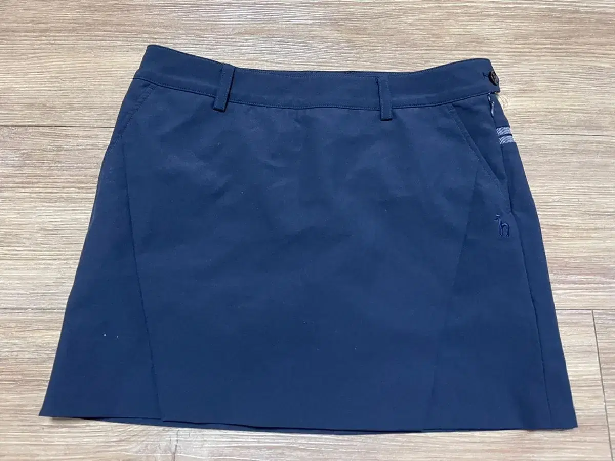 Hedges skirt pants for sale!