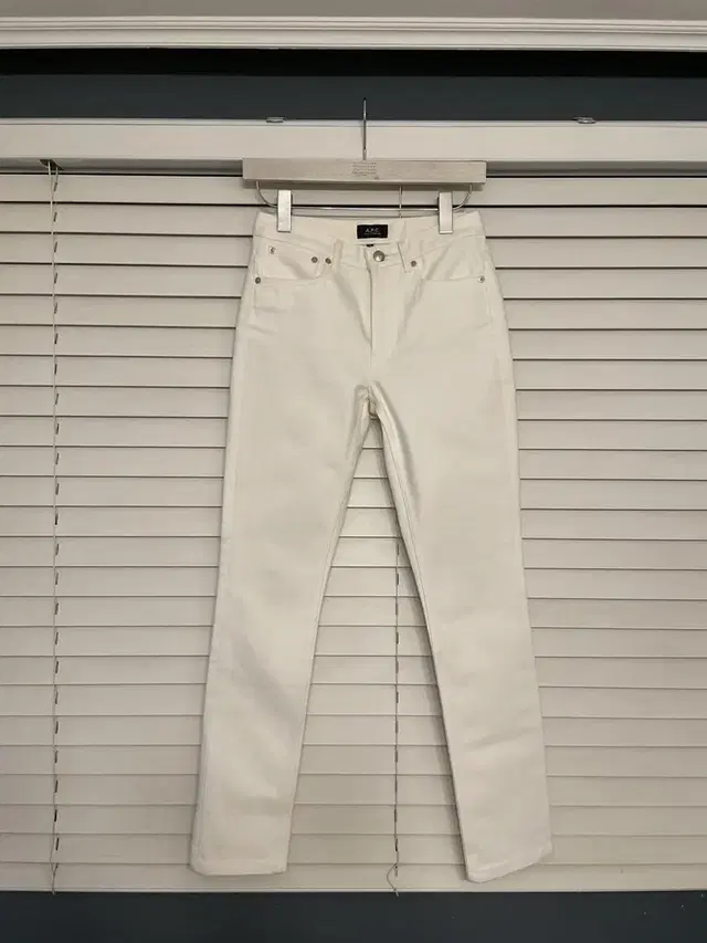 APC 아페쎄 high standard jeans - off white