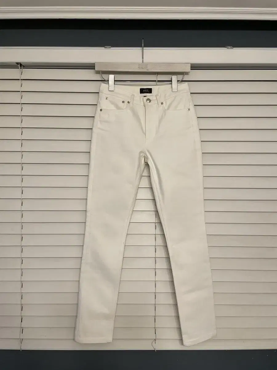 APC 아페쎄 high standard jeans - off white