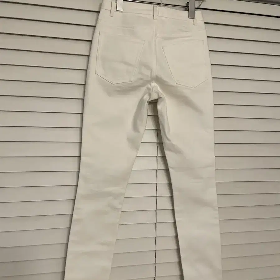 APC 아페쎄 high standard jeans - off white