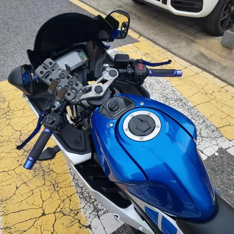 스즈키 GSX-R125 스페셜카울 21년식 판매합니다 gsxr125