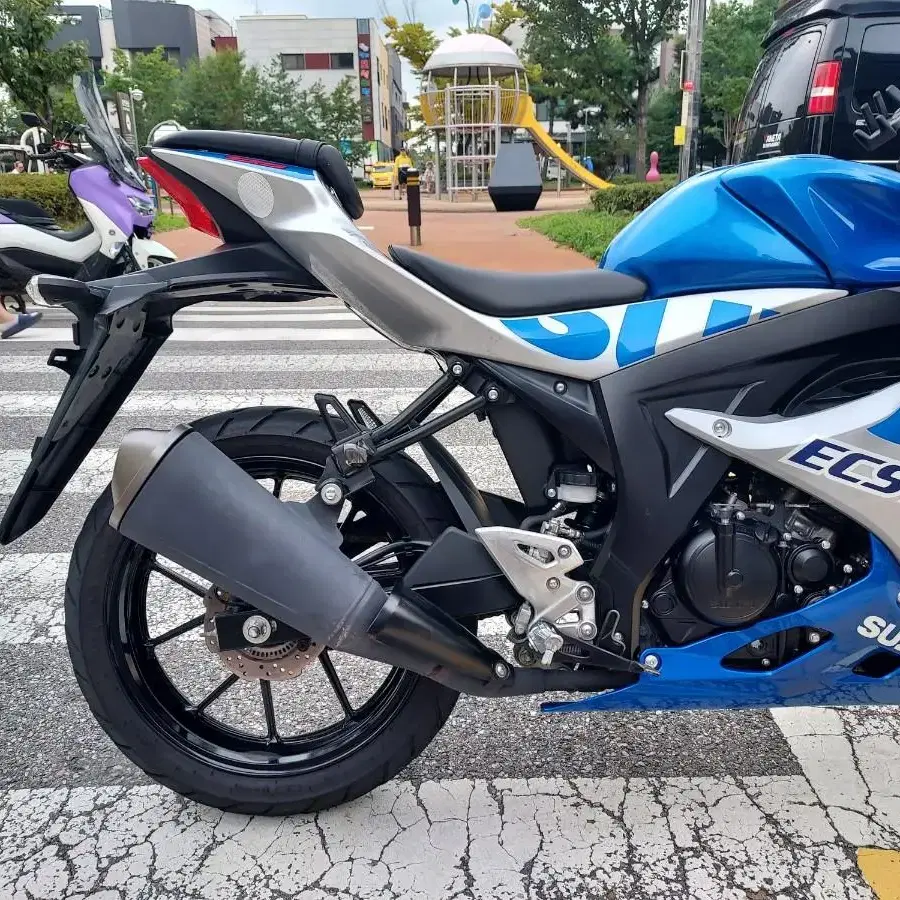 스즈키 GSX-R125 스페셜카울 21년식 판매합니다 gsxr125