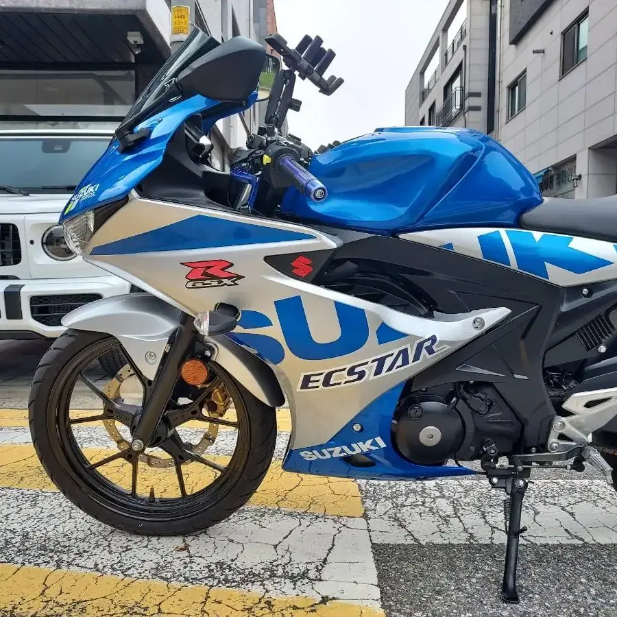 스즈키 GSX-R125 스페셜카울 21년식 판매합니다 gsxr125