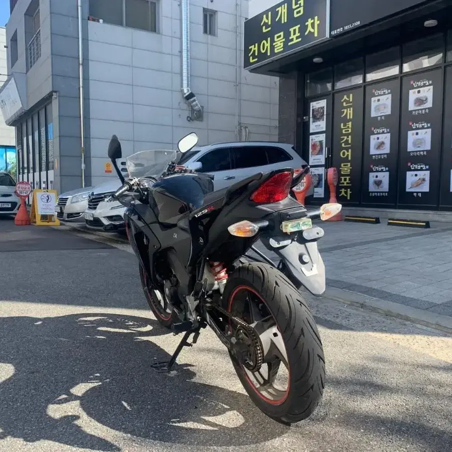 혼다 CBR125 15년식 머플러 튜닝차량 판매중 cbr125