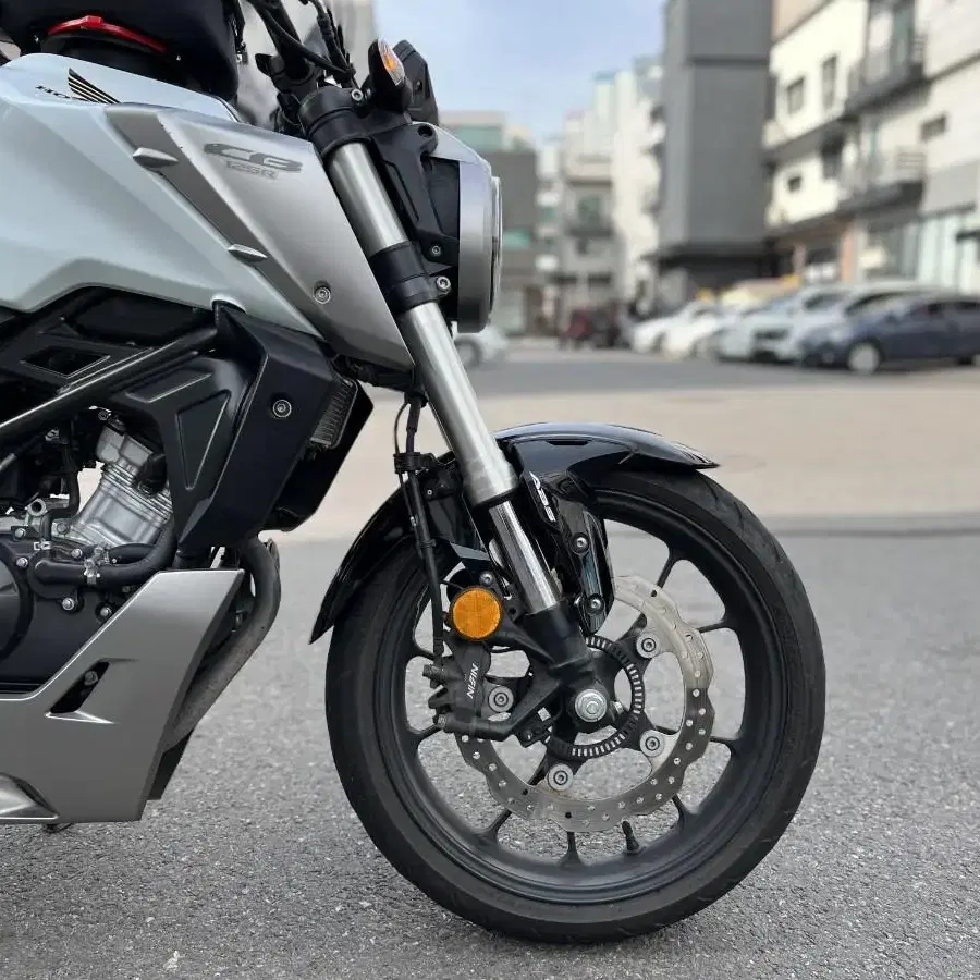 혼다 CB125r 18년식 화이트차량 판매중 cb125r