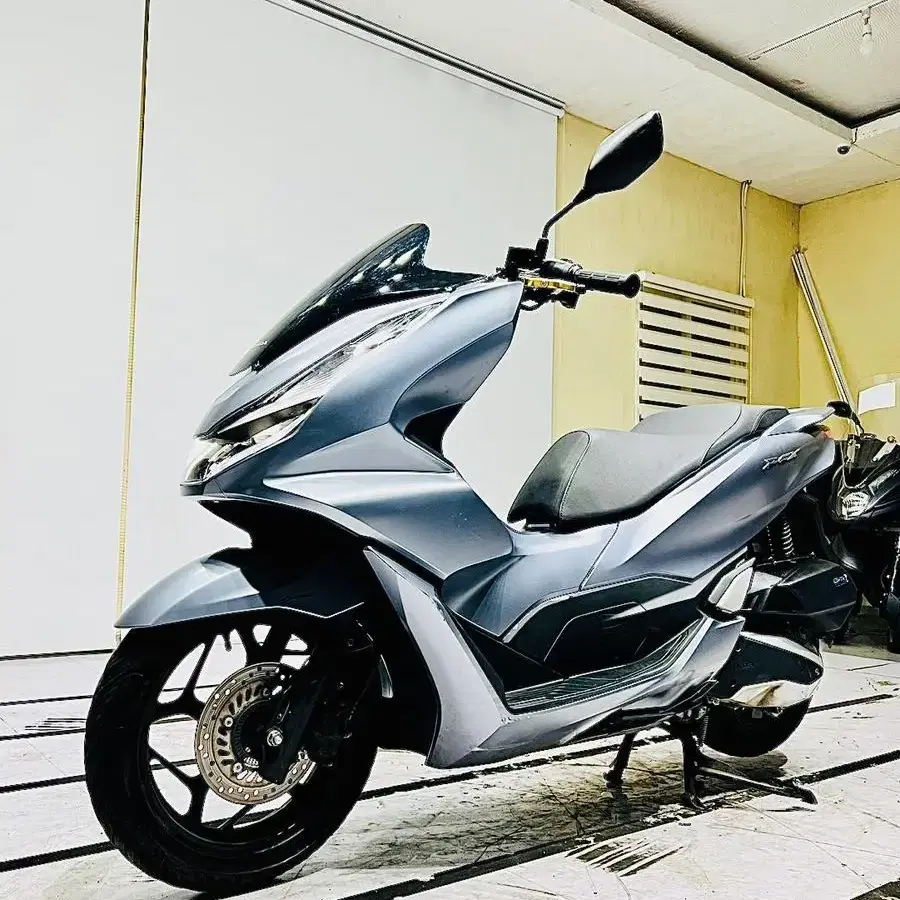 ( 혼다 ) PCX 125 ABS 21년식 짦은키로수 부산울산대구창원서울