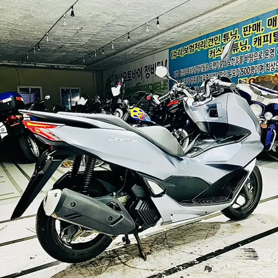 ( 혼다 ) PCX 125 ABS 21년식 짦은키로수 부산울산대구창원서울