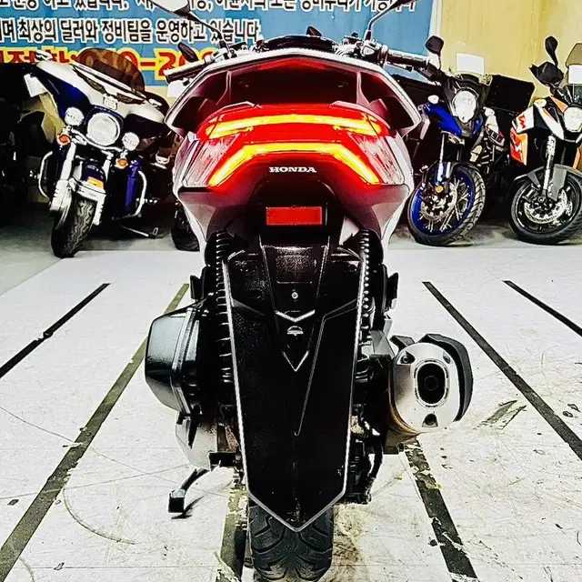 ( 혼다 ) PCX 125 ABS 21년식 짦은키로수 부산울산대구창원서울