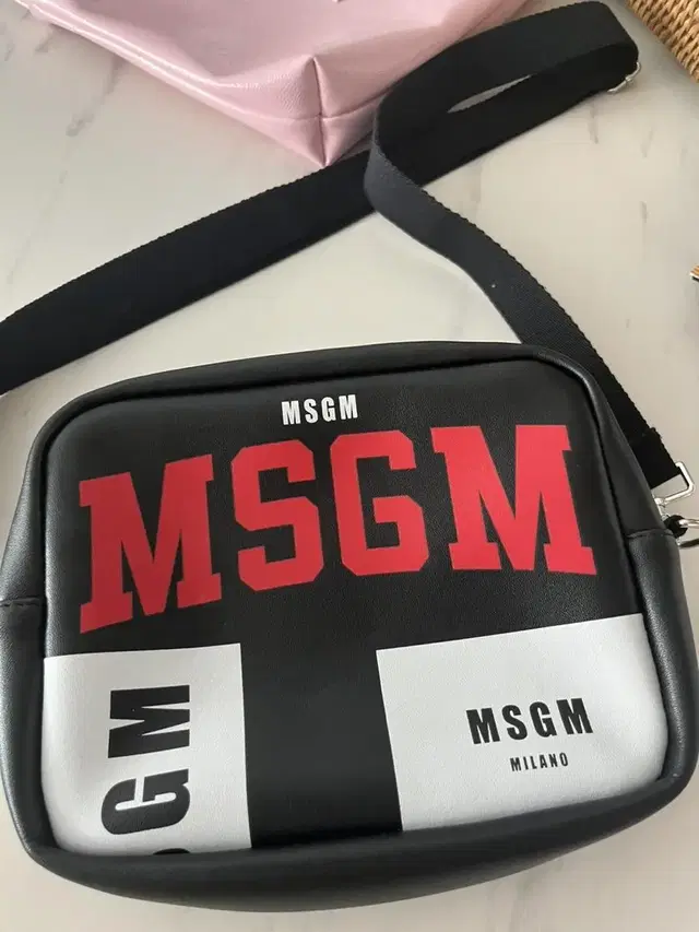 Msgm 크로스백