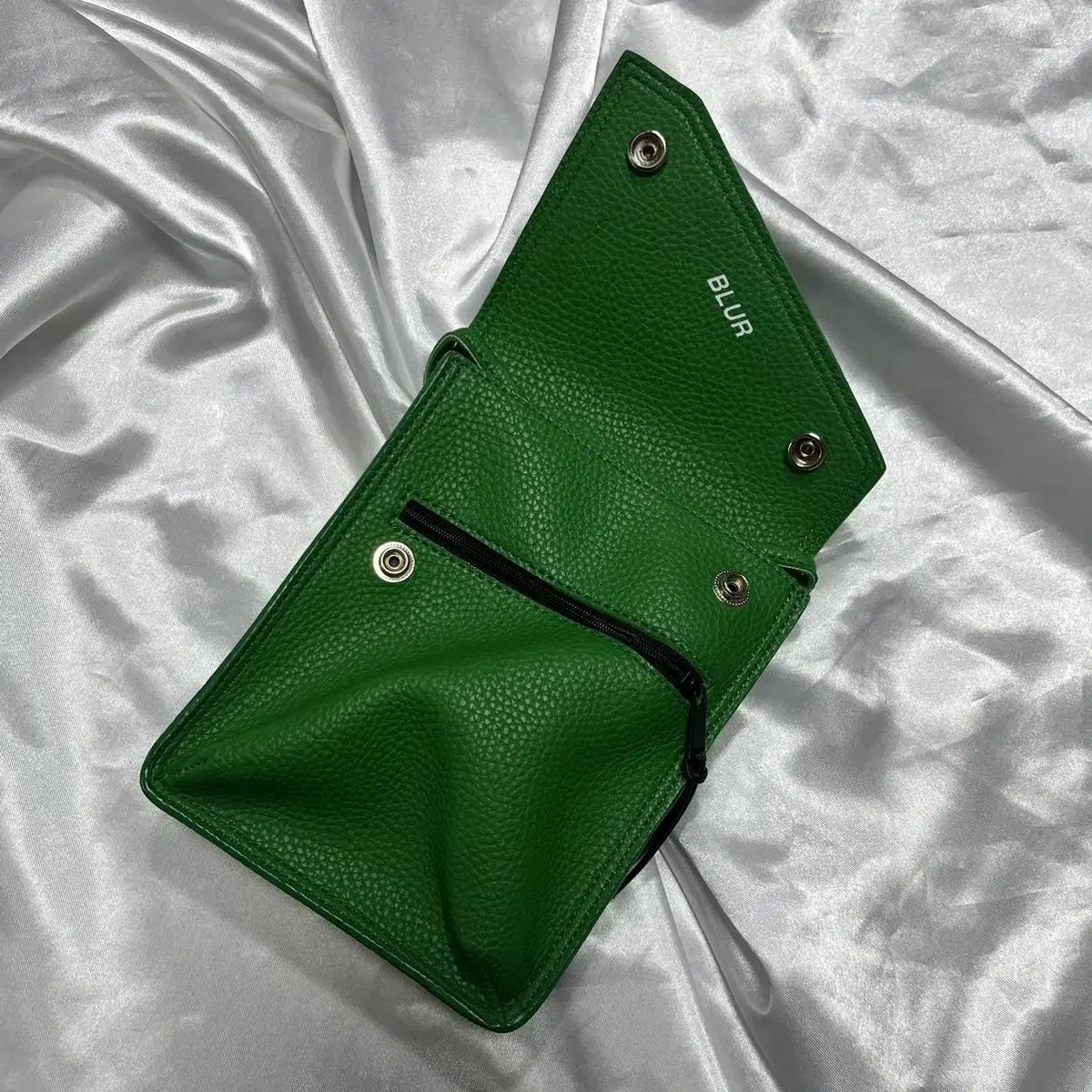 블러백 1.0 BAG - GREEN