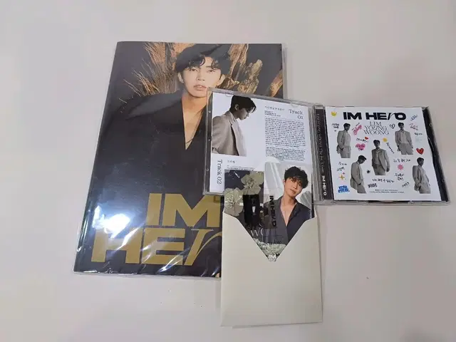 임영웅 CD포토북 버전(새상품)+CD(중고) 포토카드 확인