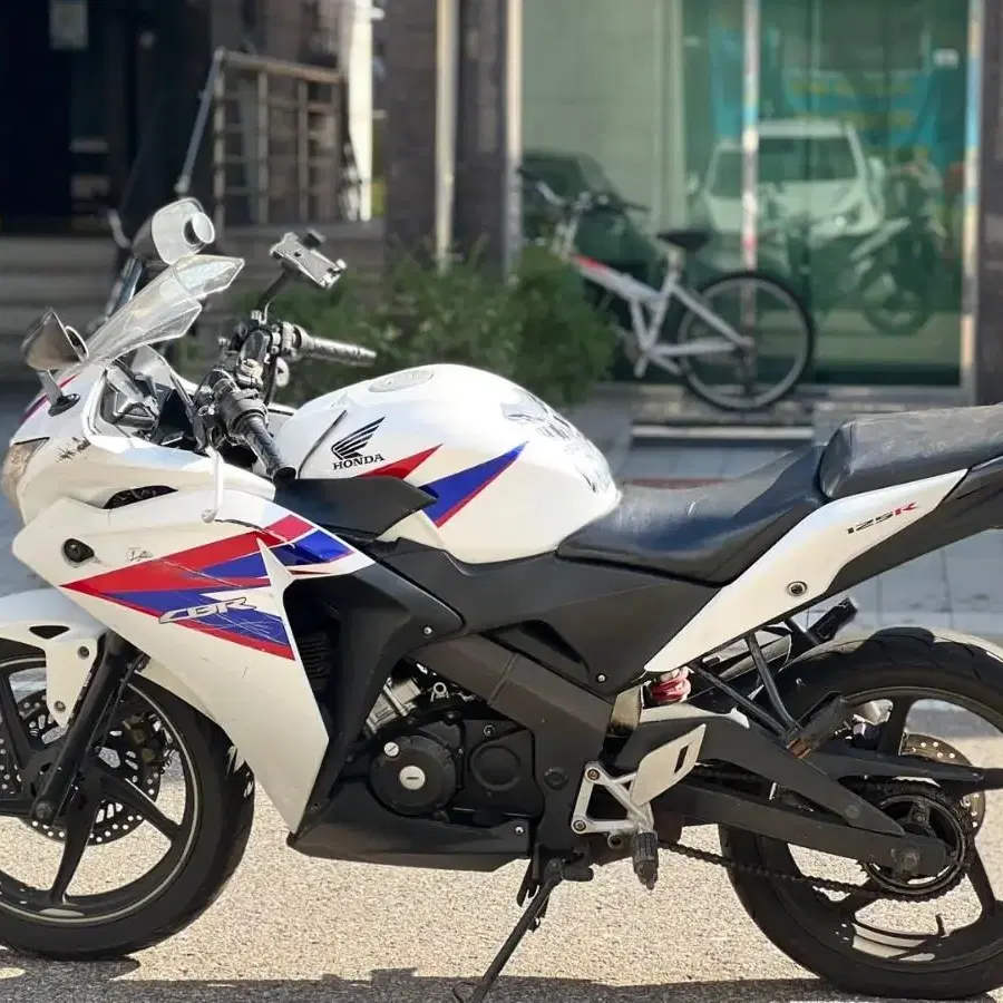 cbr125. 건담 판매합니다.메뉴얼 바접 에눌ㄱㄱ