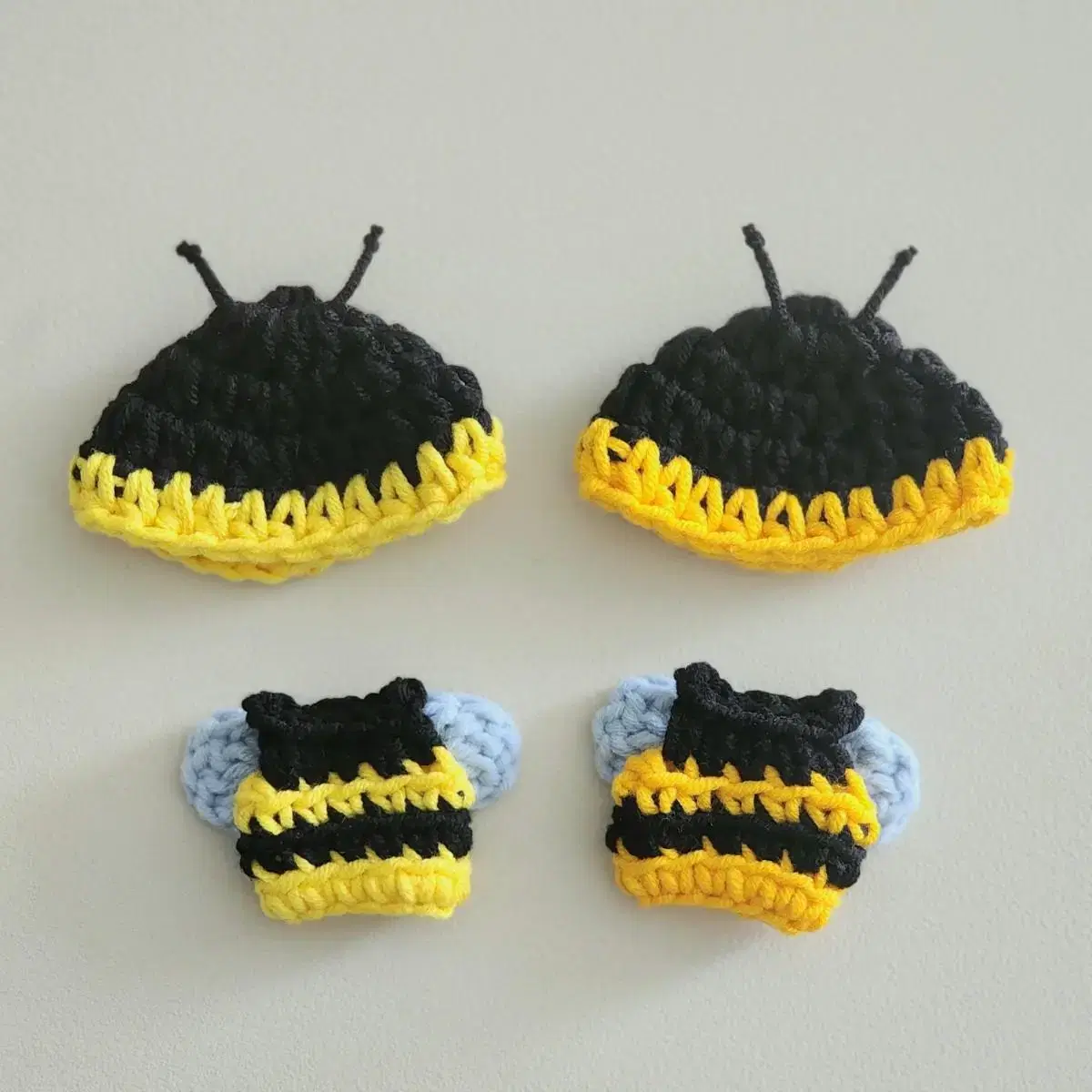 5cm doll clothes . 6cm doll clothes . bee clothes