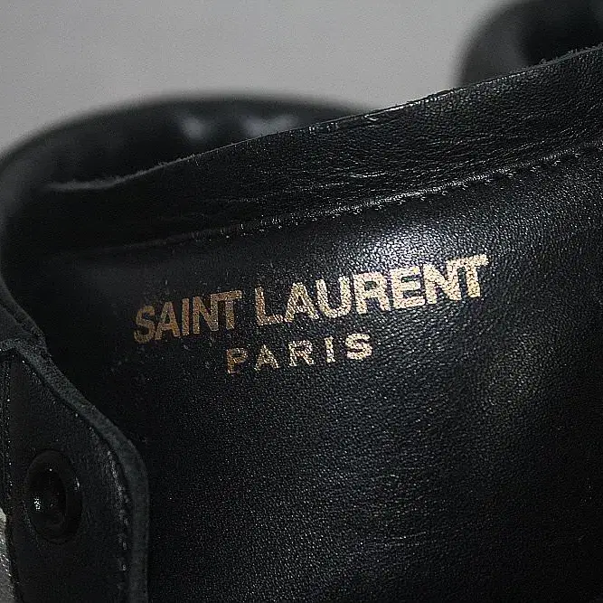 SAINT LAURENT 생로랑하이탑42 (260)