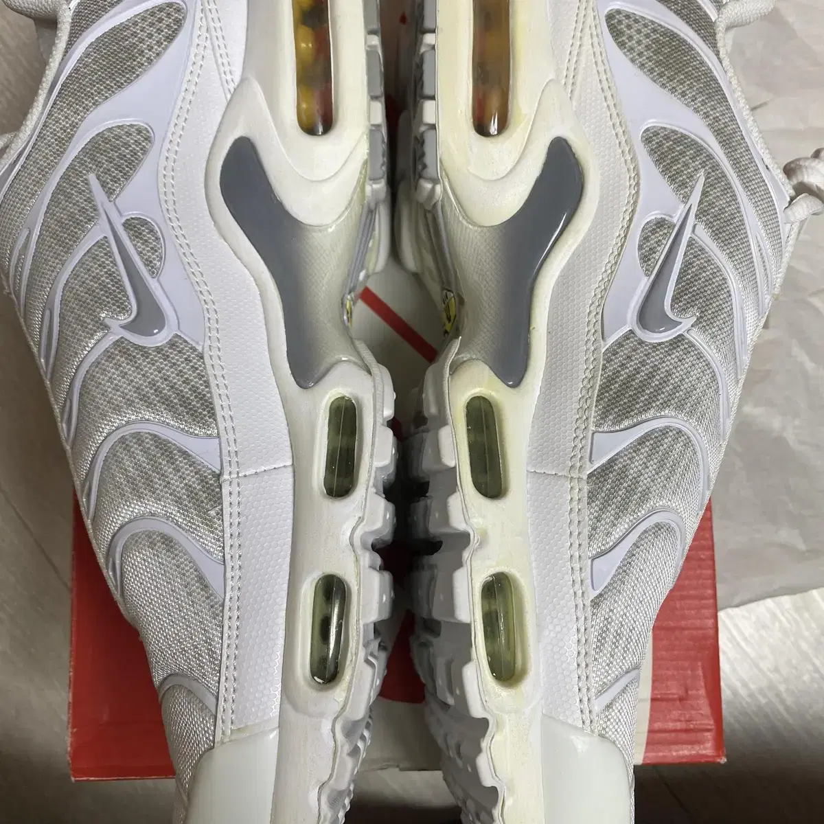 [285] NIKE MAX PLUS TXT WHITE