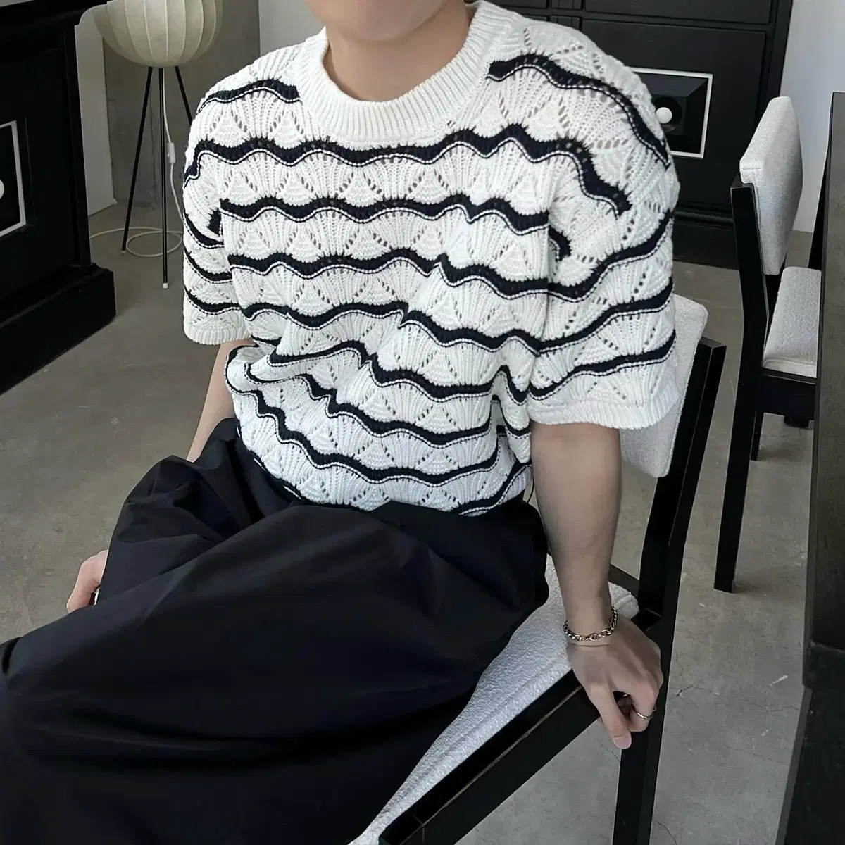 Wave punching short-sleeve knit 남자 니트 반팔