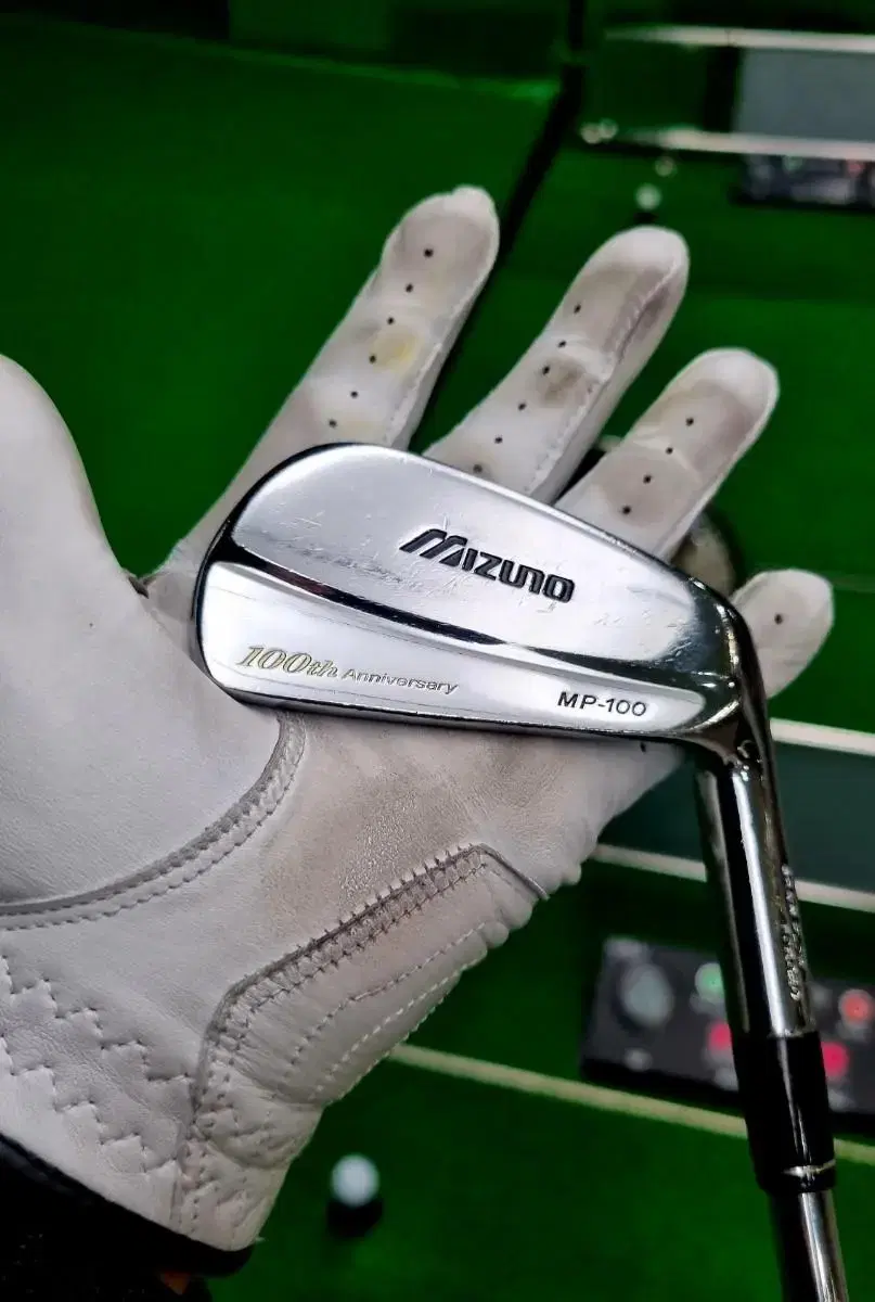 Mizuno MP-C11 Quad Cut Grooves 56° Sand Wedge Regular Steel Shaft No 1 Grip
