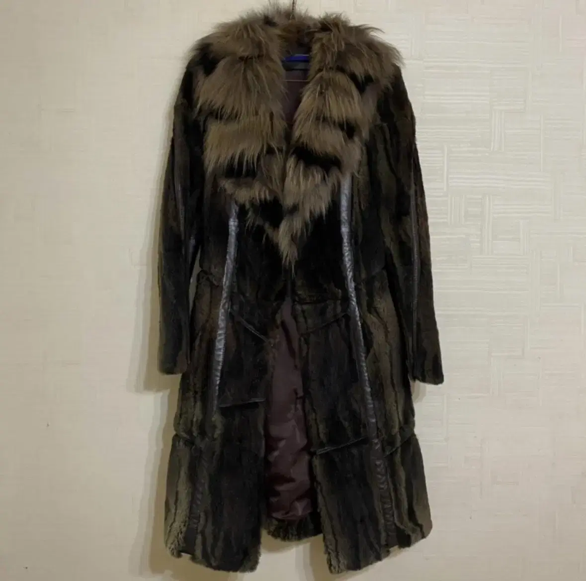 Demu Fur Coat