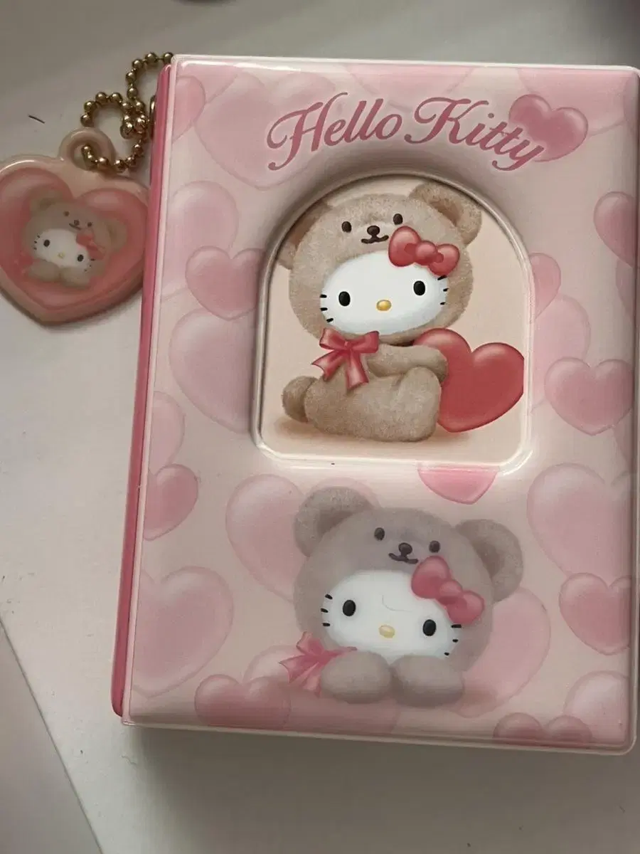 Hello Kitty Stationery 1-Tier Collect Book