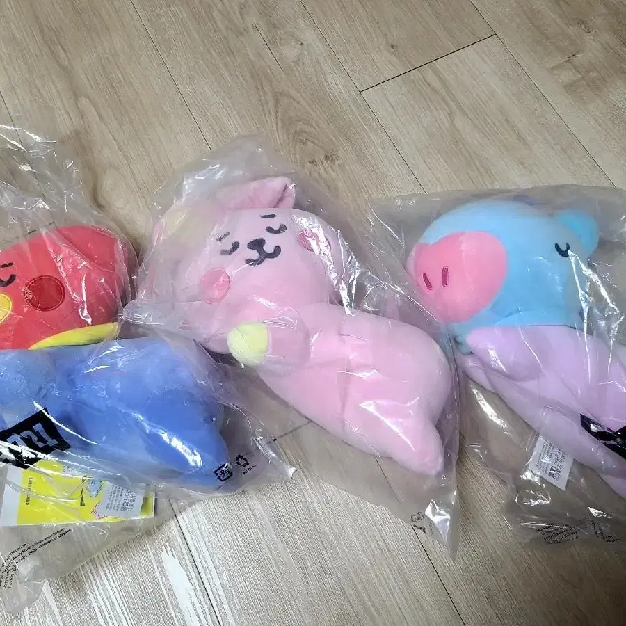 bt21 바디필로우 인형 키링 타이니탄 말랑쿠션 스탠딩인형