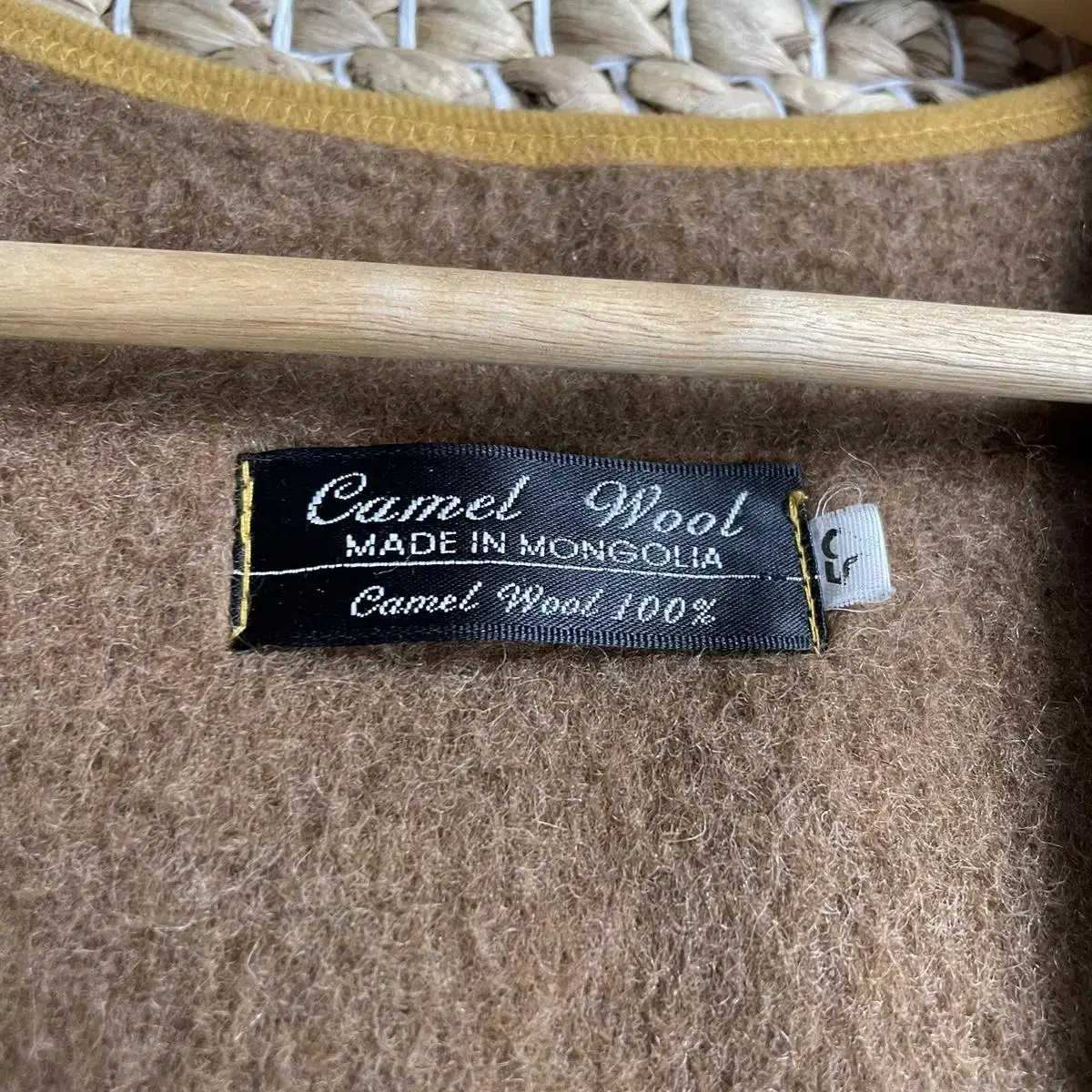 1990s Camel wool 투버튼 베스트