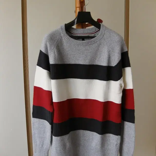 Tommy Hilfiger reglan sweater