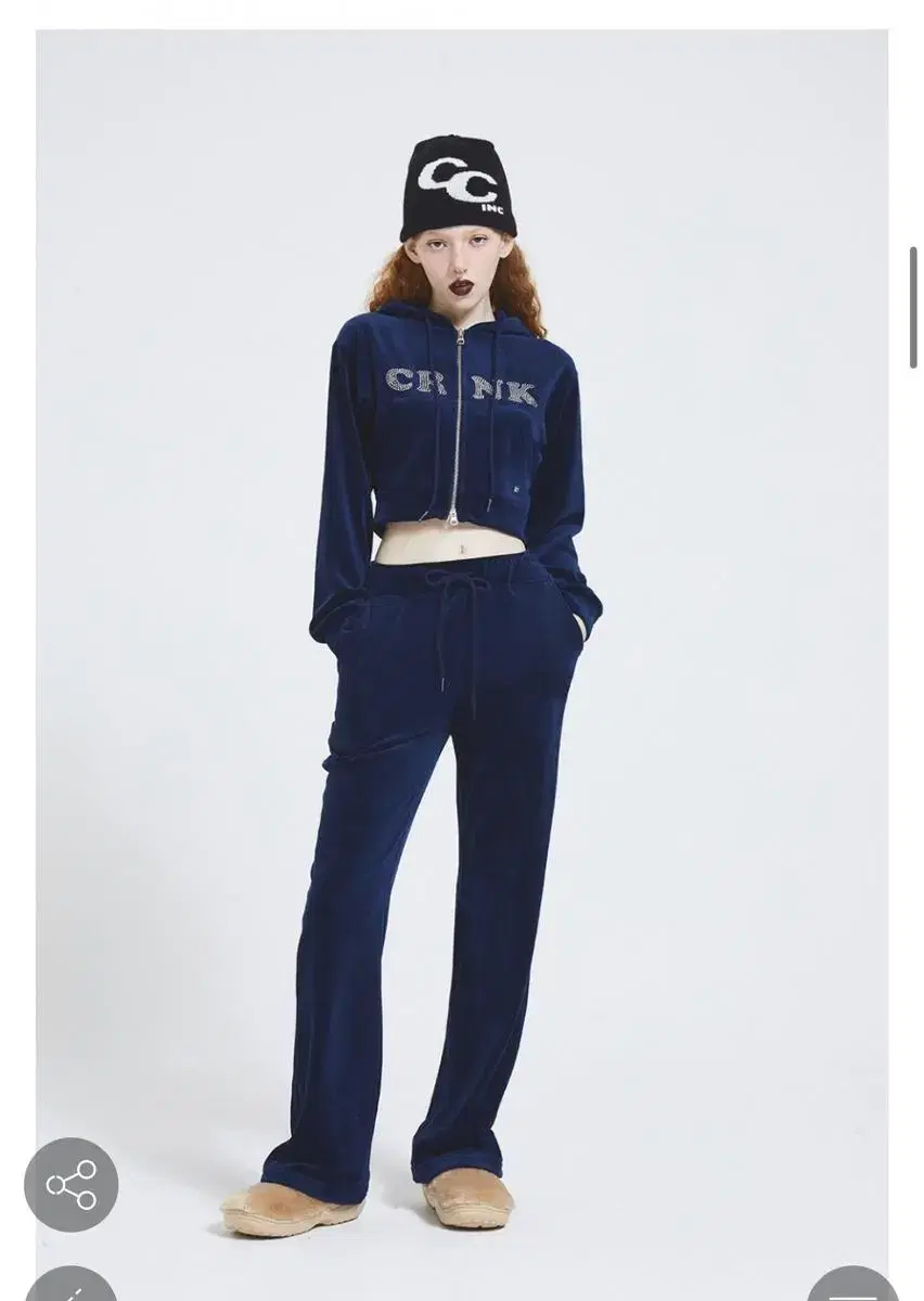 Crank Velvet Crop Hooded Zip-up Pants Set