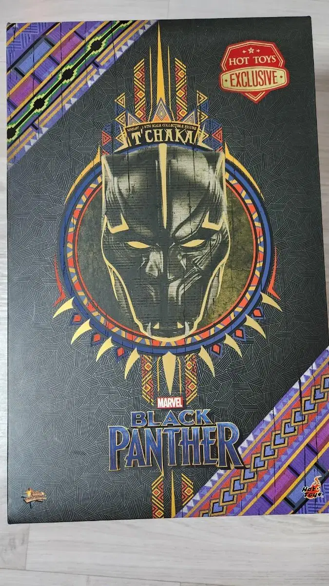 Hot Toys T'Challa Black Panther Figure