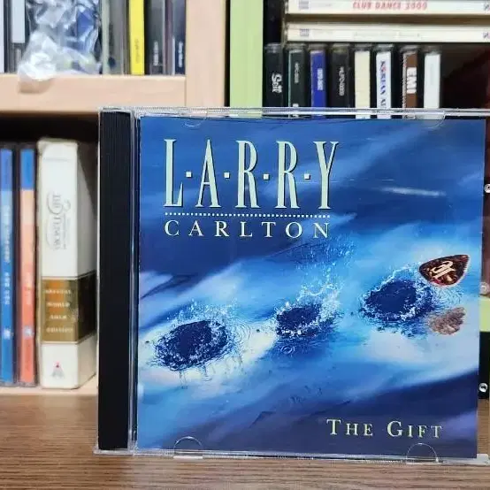 LARRY CARLTON 래리 칼튼 CD The Gift (미국반)