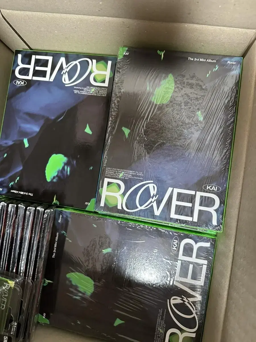 KAI - Unsealed Album 3 : Rover [Sleeve Ver.