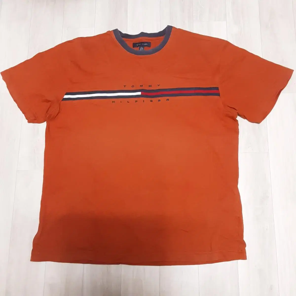 Tommy Hilfiger Round T-Shirt - Generous 110