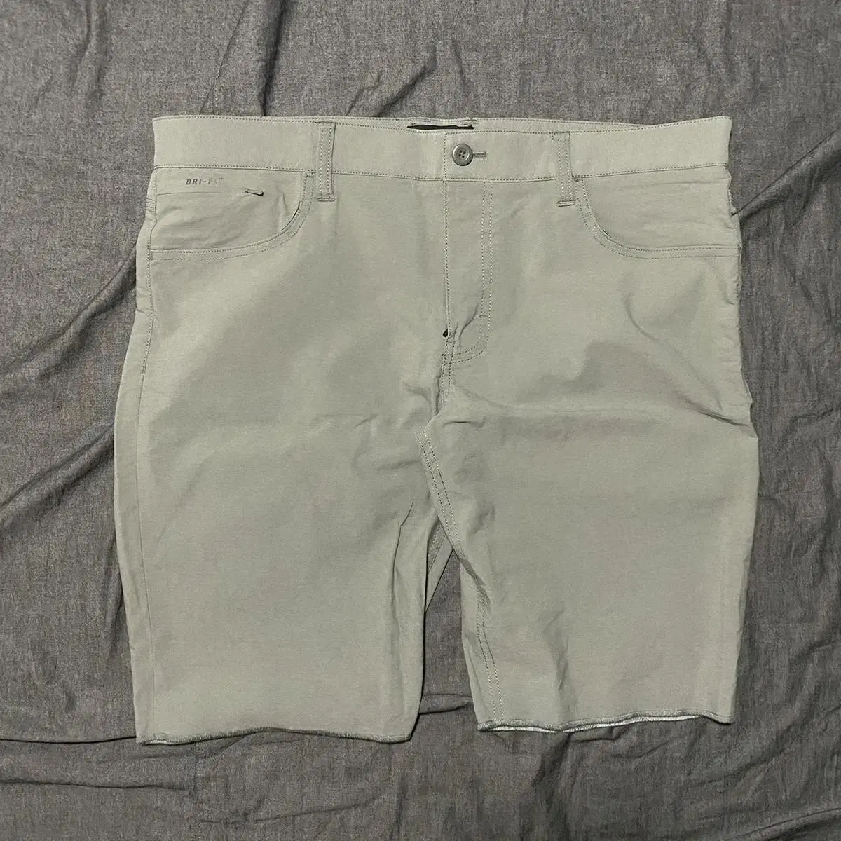 NIKE SB DRI-FIT SHORTS Sz 36