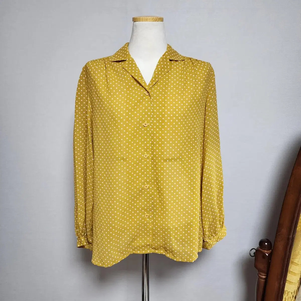 [55-66] Yellow Polka Dot Long Sleeve Blouse