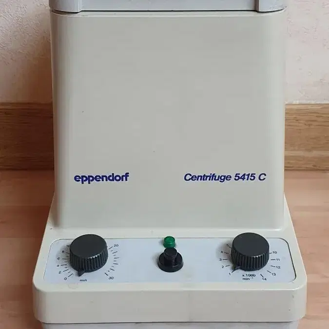 센트리퓨즈 원심분리기 Eppendorf Centrifuge 5415C