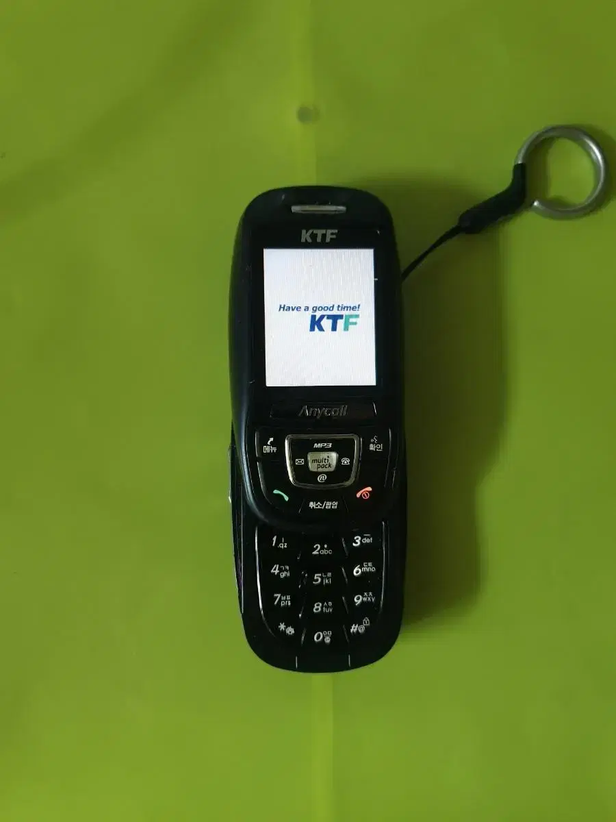 SPH-S3900 minislide phone