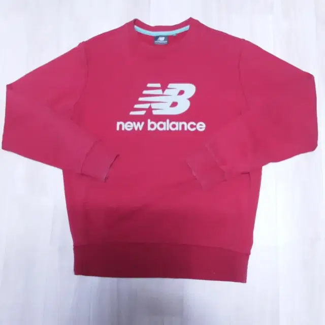 뉴발란스 (New Balance) 라운드 티셔츠, 맨투맨 - 95