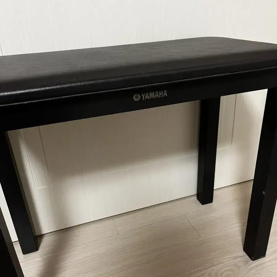 야마하 디지털피아노 Clavinova CLP-820