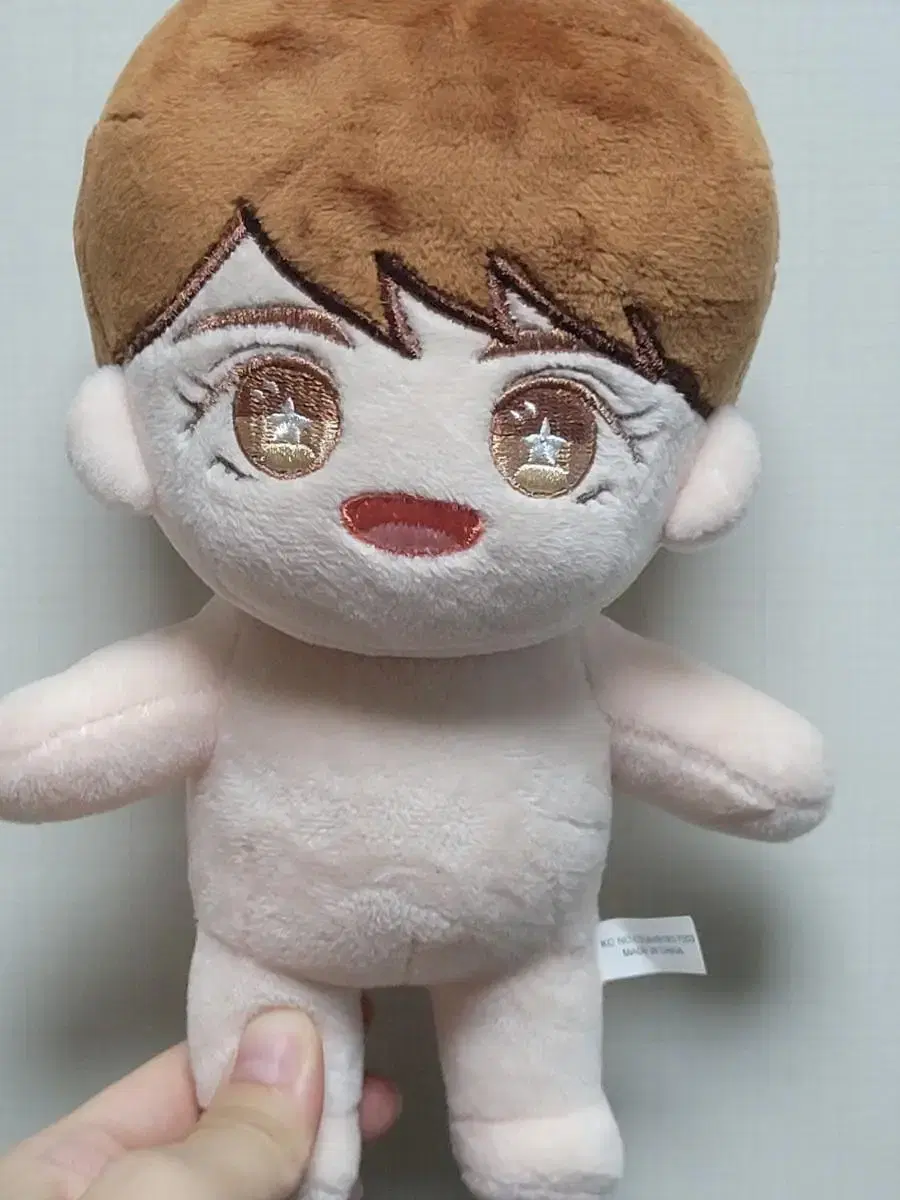 Seventeen vernon doll akahansol