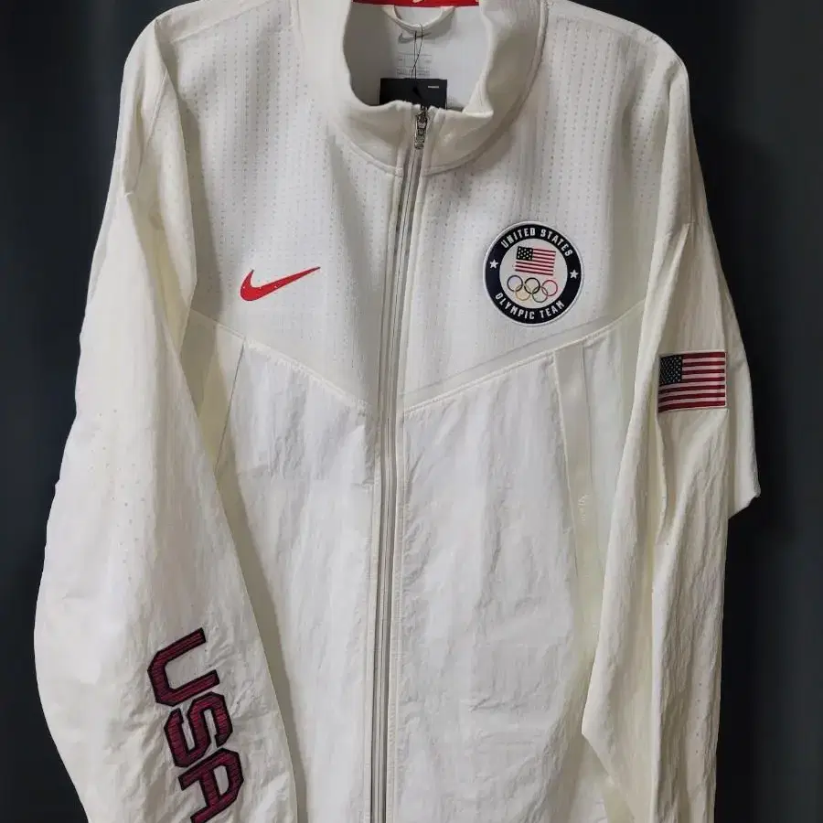 NIKE TEAM USA WINDRUNNER 메달스텐드 자켓 XXL