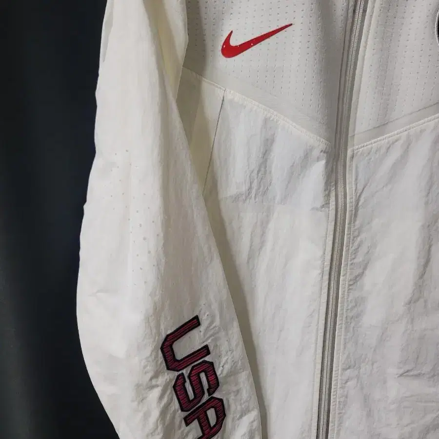 NIKE TEAM USA WINDRUNNER 메달스텐드 자켓 XXL