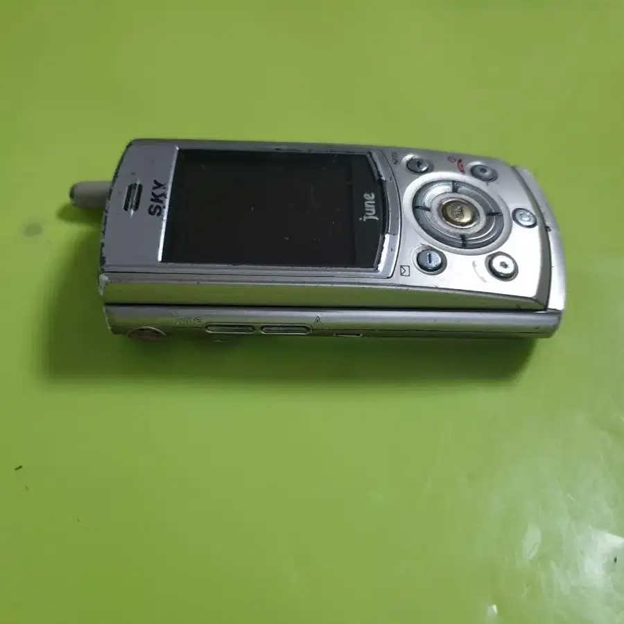 IM-6400 스카이준 스준폰