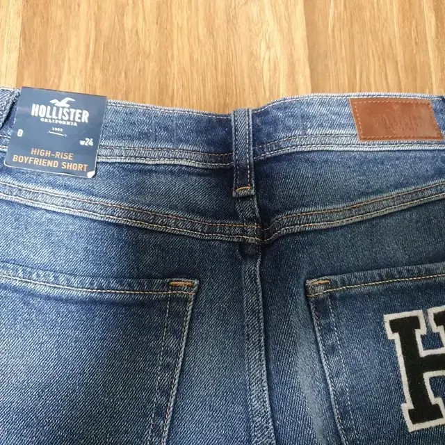 HOLLISTER 여자 청반바지