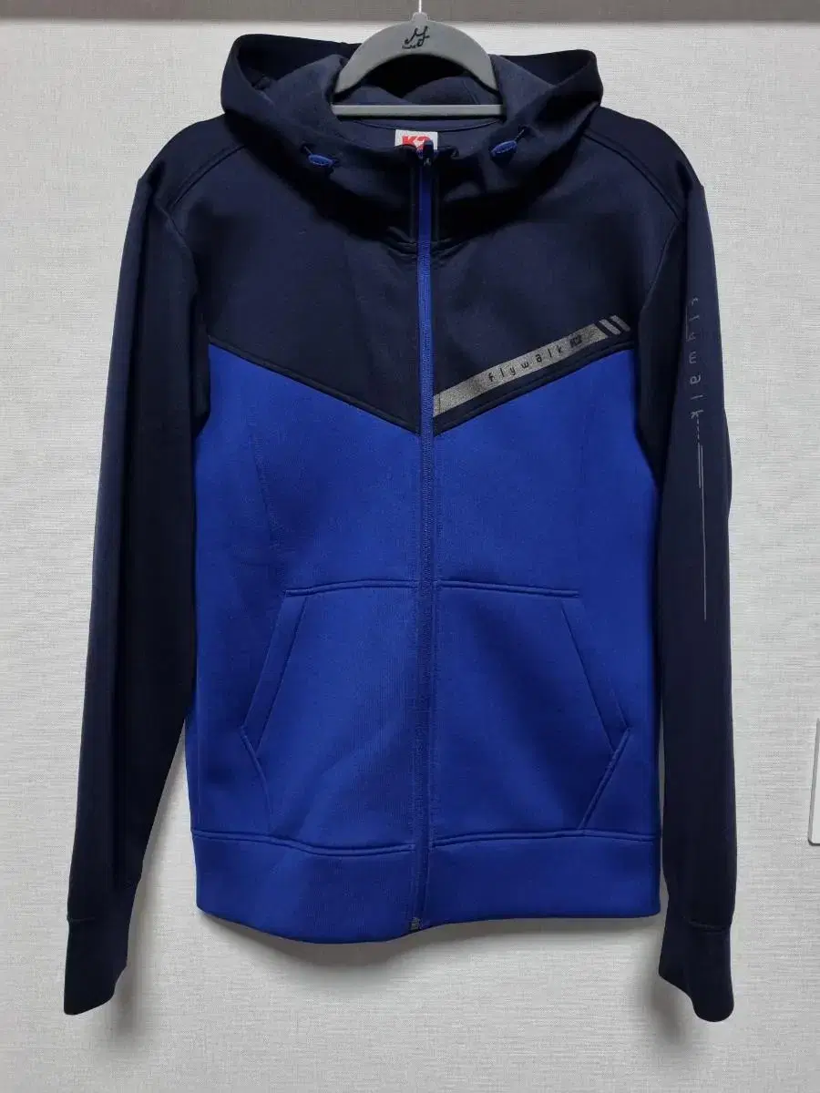 K2 Hooded Zip-up 100