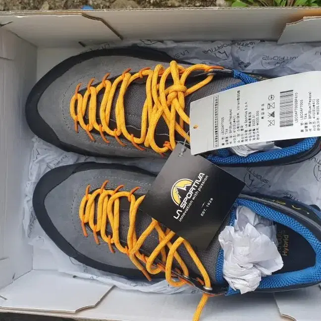 LA  SPORTIVA