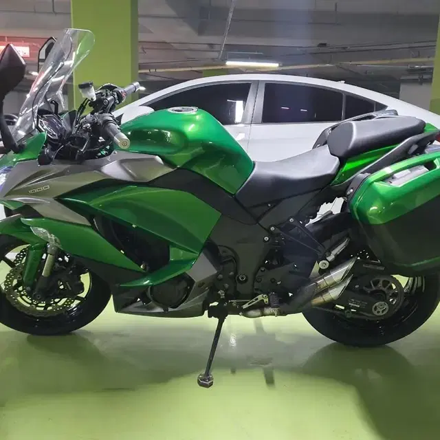 2018 가와사키 Z1000SX 1만키로대 구변완료 실키로 순정카울