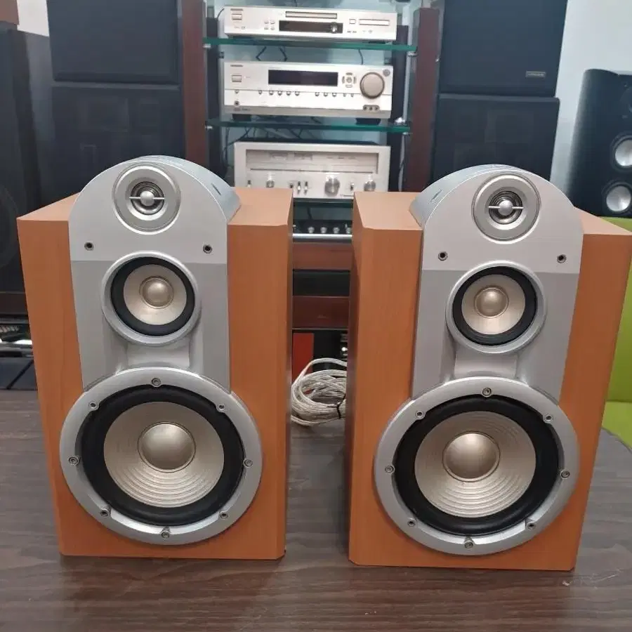 JBL LG 북쉘프 스피커