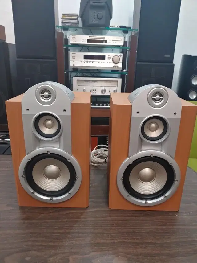 JBL LG 북쉘프 스피커