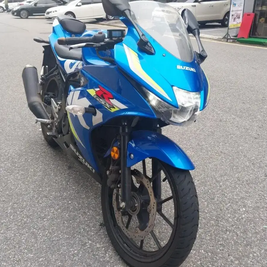 스즈키 gsxr125 19년식 비상등튜닝 차량 판매중 GSXR